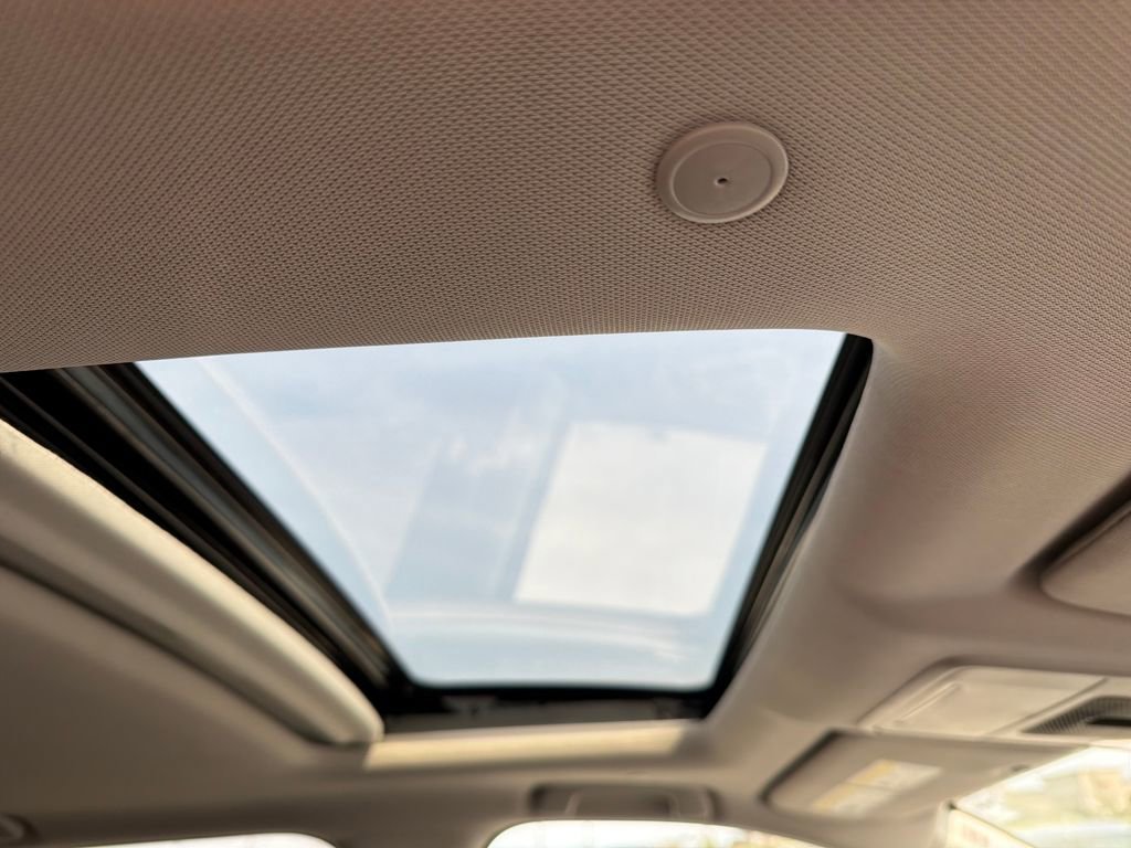 Used 2025 Honda CR-V EX-L image 32