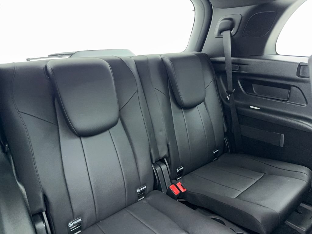 Used 2023 Mercedes-Benz GLB 250 4MATIC w/ Premium Package image 55
