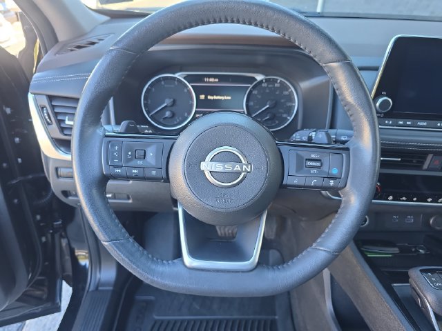 Used 2023 Nissan Rogue SV w/ SV Premium B Package AWD/4WD image 16
