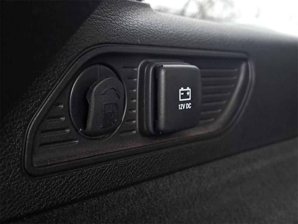 Certified 2023 Jeep Grand Cherokee Overland w/ Advanced Protech Group III image 13