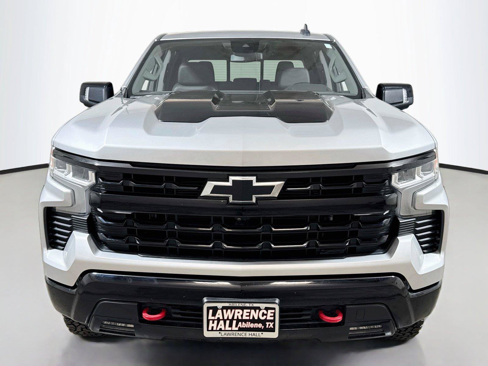 Used 2022 Chevrolet Silverado 1500 LT Trail Boss w/ LT Trail Boss Premium Package AWD/4WD image 2