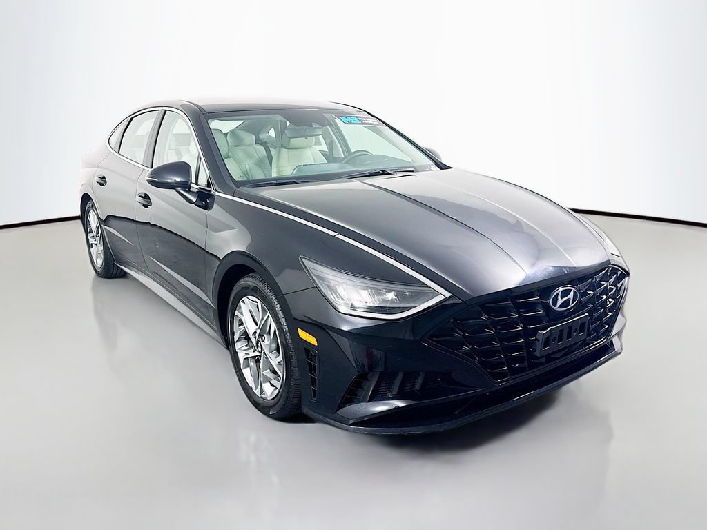 Certified 2023 Hyundai Sonata SEL FWD image 3