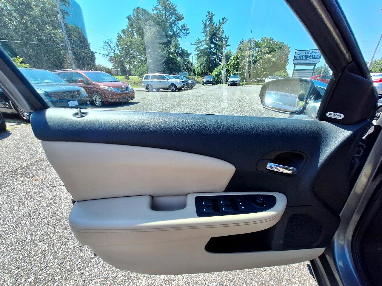 Used 2013 Chrysler 200 Limited w/ Sun/Sound Group image 15