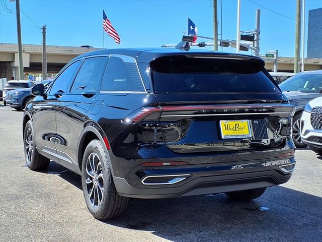 New 2026 Lincoln Nautilus Premier image 6