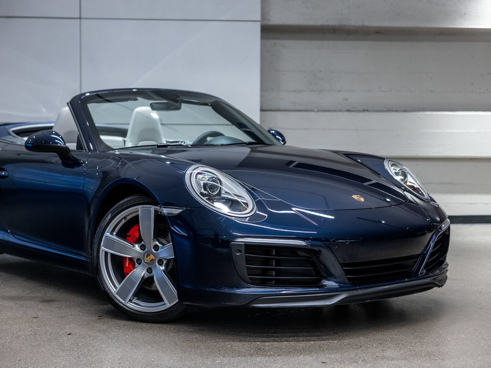 Certified 2019 Porsche 911 Carrera S RWD image 12