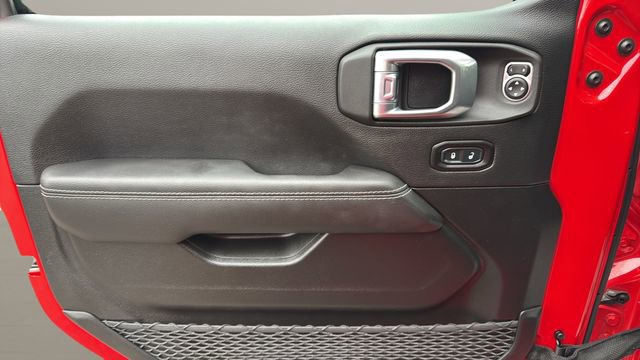 Used 2021 Jeep Wrangler Unlimited Sahara w/ Uconnect 4C Nav & Sound Group image 14