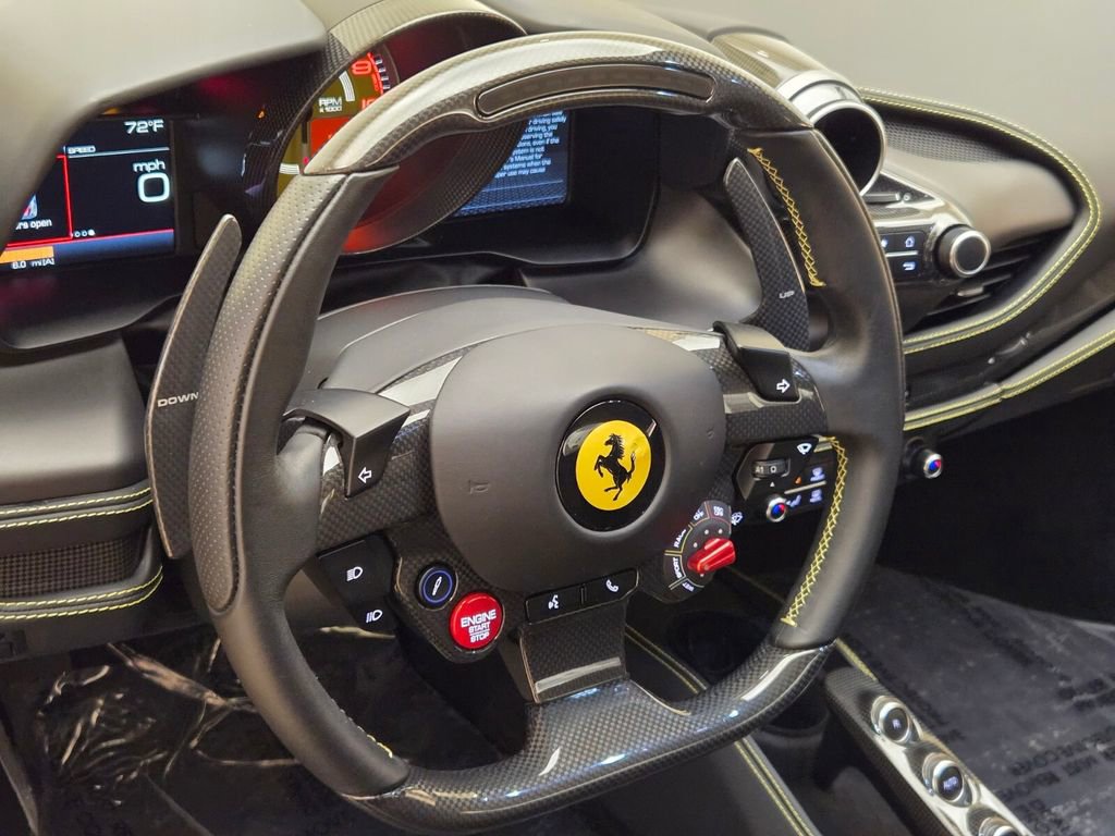 Used 2021 Ferrari F8 Tributo image 22