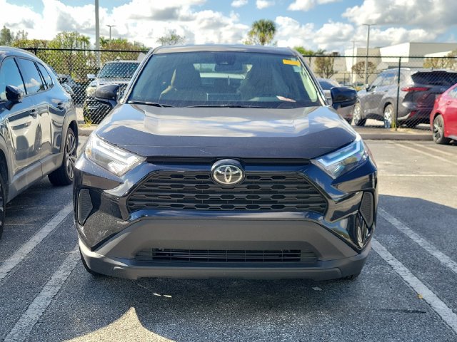 Used 2025 Toyota RAV4 LE FWD image 3