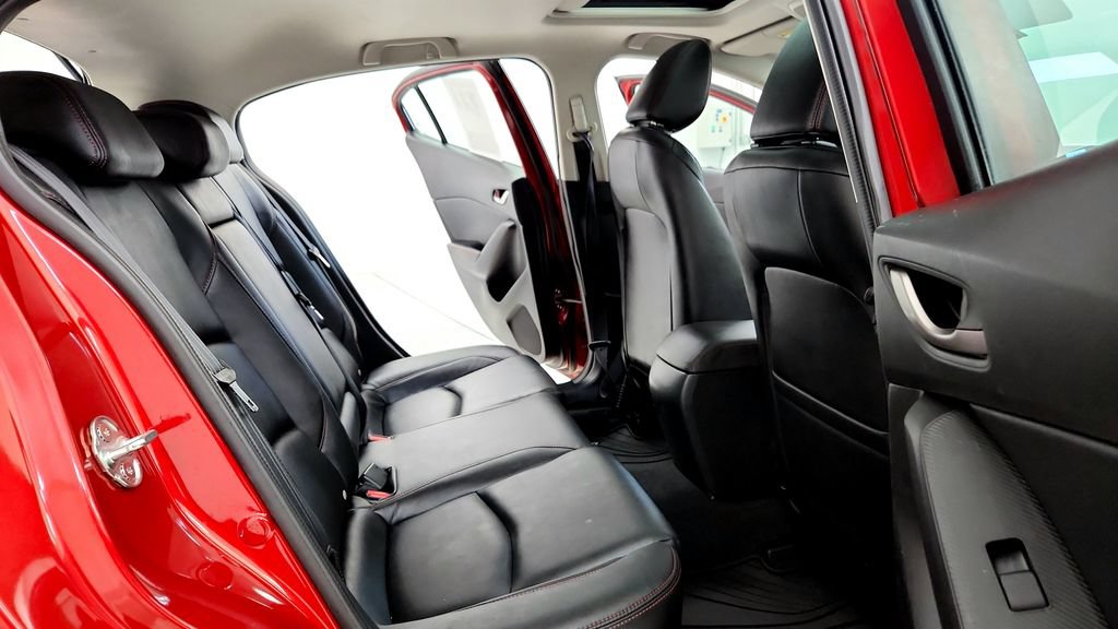Used 2015 MAZDA MAZDA3 i Grand Touring FWD image 18
