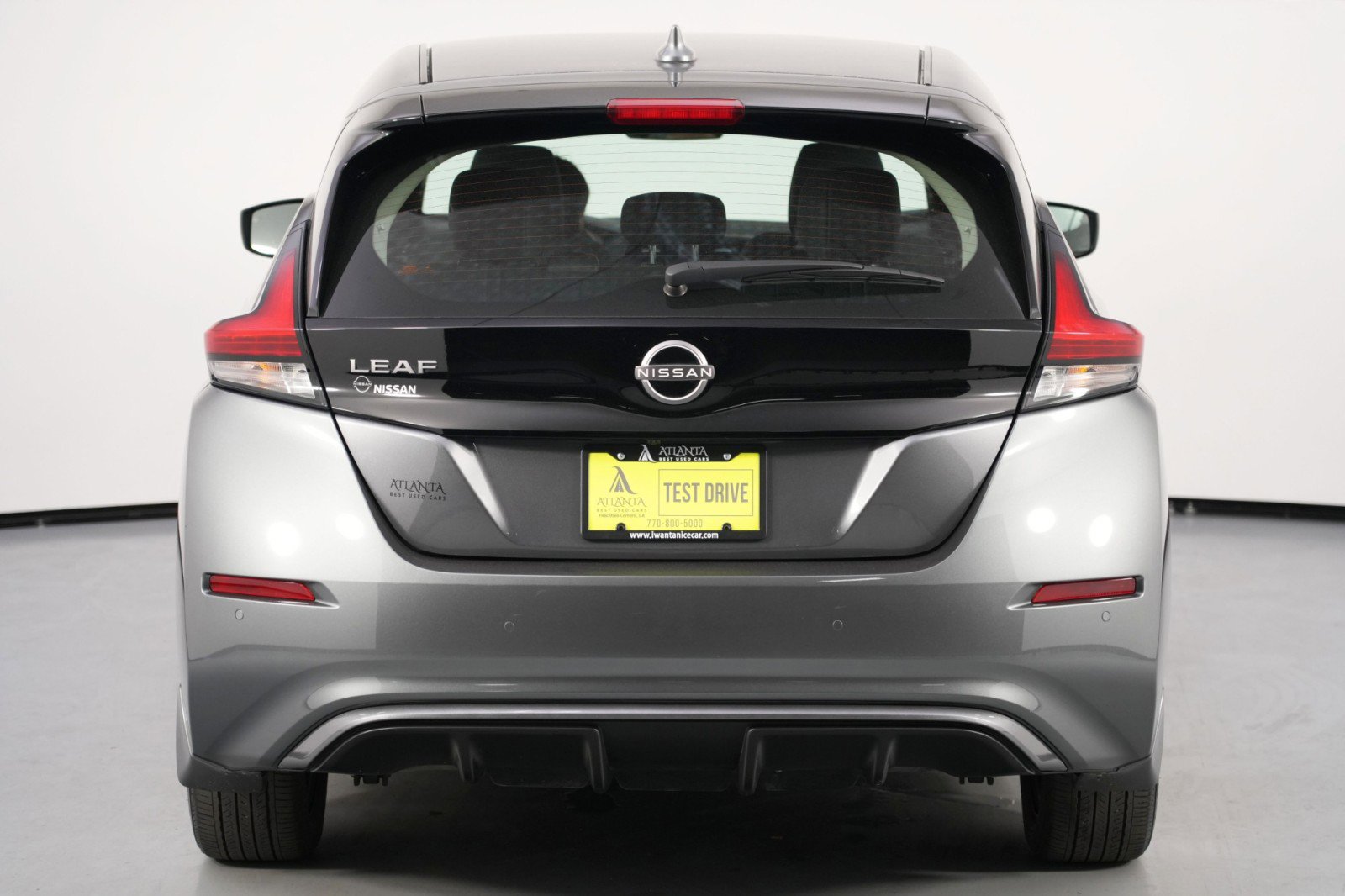 Used 2025 Nissan Leaf S image 43