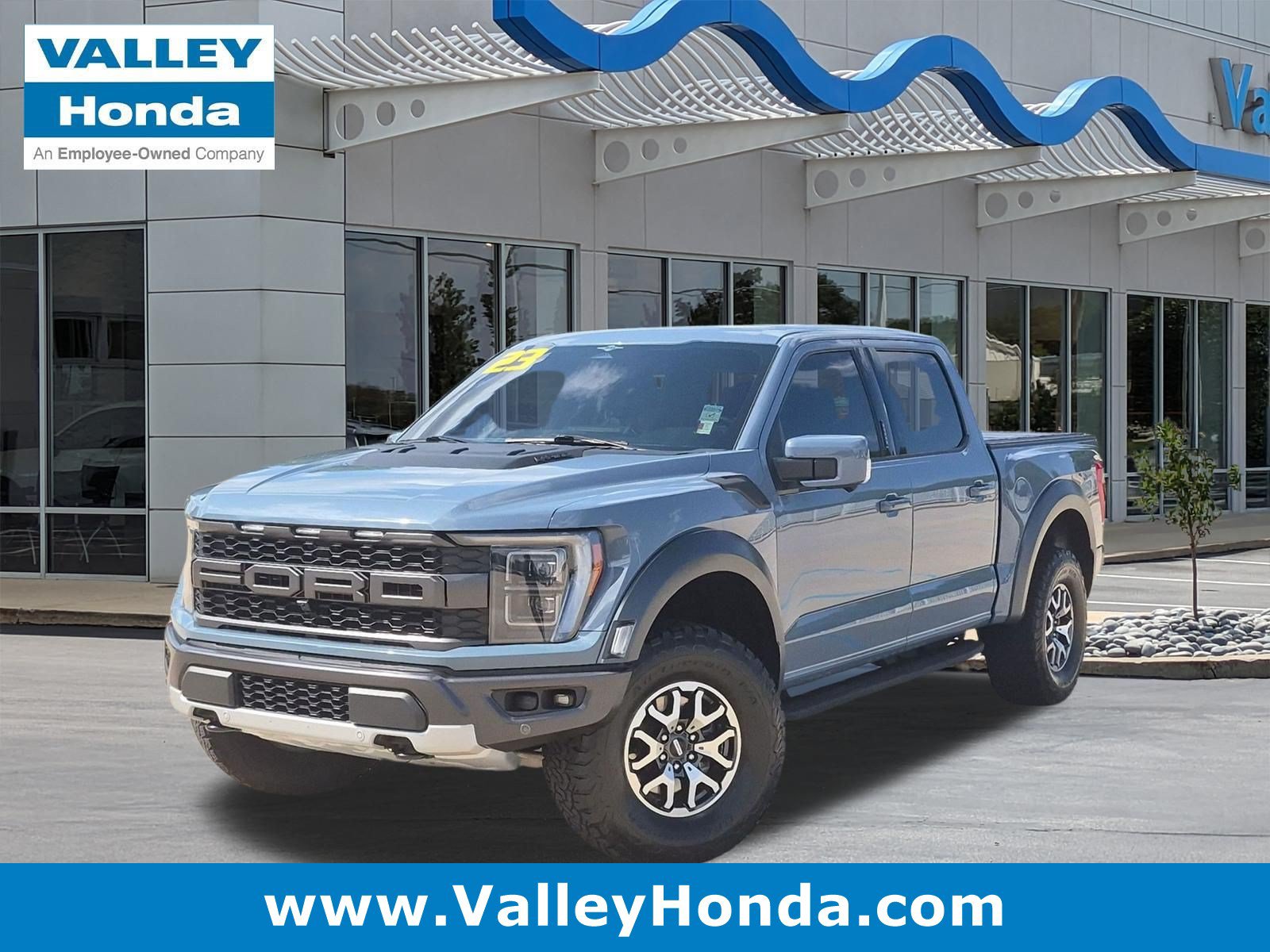 Used 2023 Ford F150 Raptor AWD/4WD video 1