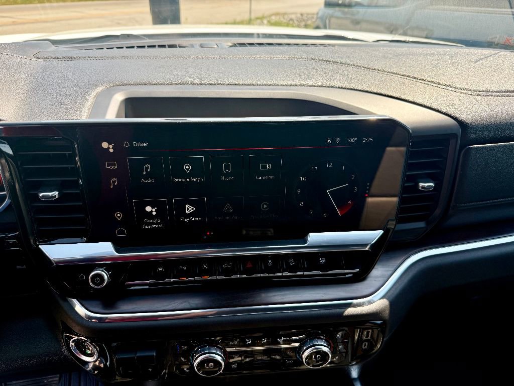 Used 2023 GMC Sierra 1500 SLT w/ SLT Premium Plus Package AWD/4WD image 16