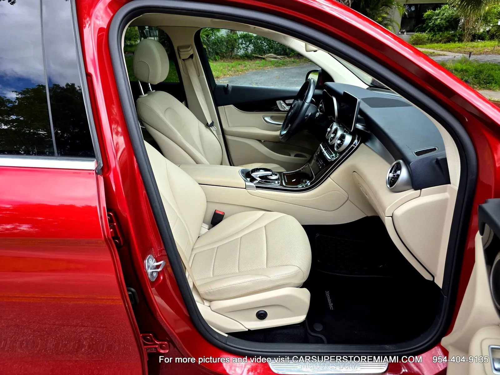 Used 2016 Mercedes-Benz GLC 300 w/ Multimedia Package image 42