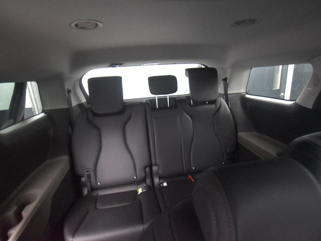 New 2026 Kia Carnival FWD image 10