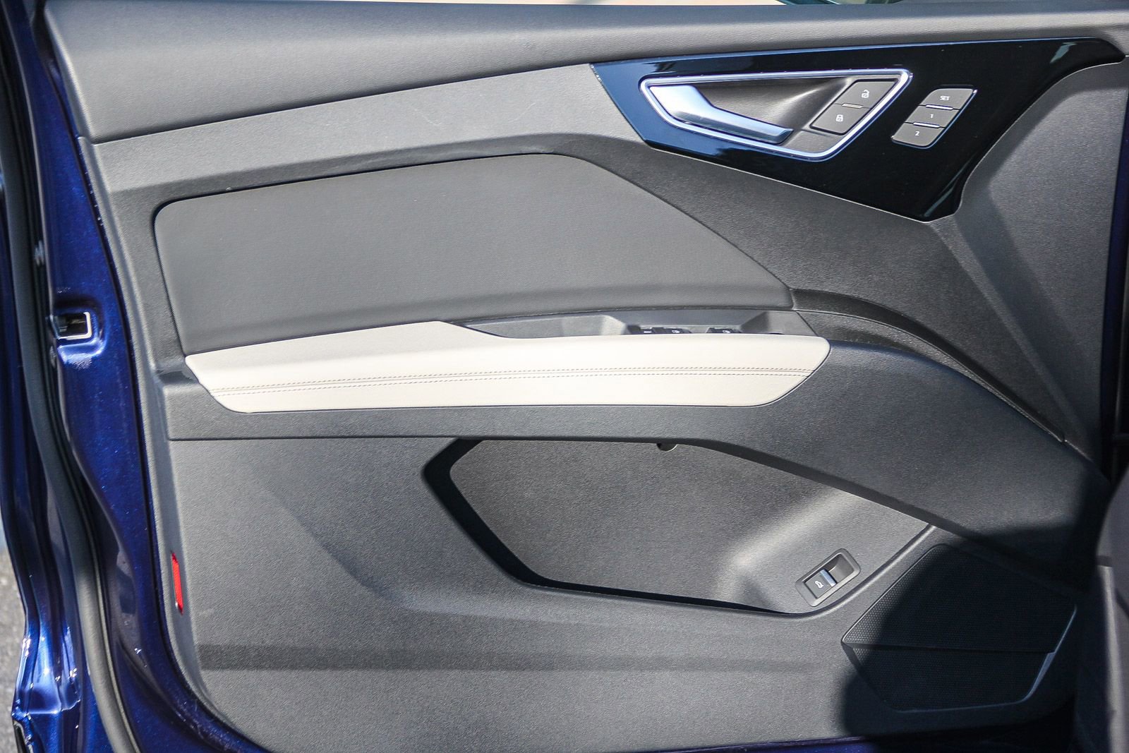 Certified 2024 Audi Q4 e-tron Premium Plus w/ Premium Plus image 20