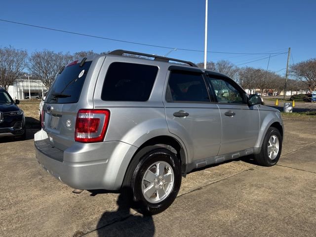 Used 2011 Ford Escape XLT w/ 201A Rapid Spec Order Code image 5