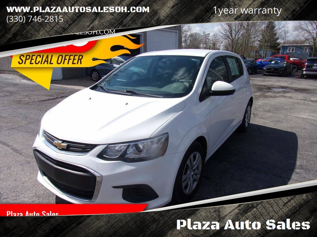 Used 2017 Chevrolet Sonic LT FWD image 1