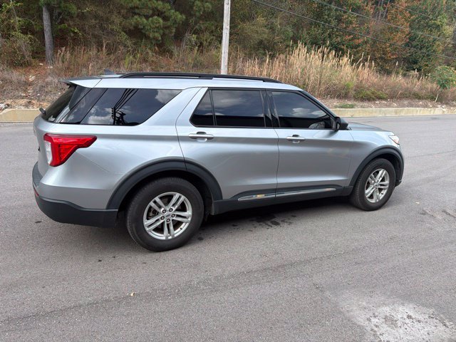 Used 2023 Ford Explorer XLT RWD image 7