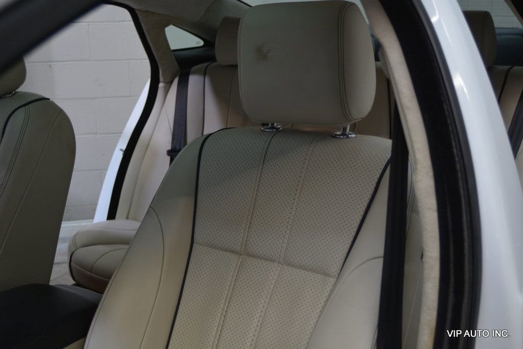 Used 2012 Jaguar XJ L image 15