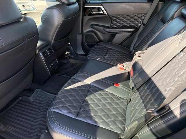 Used 2022 Mitsubishi Outlander SEL FWD image 18