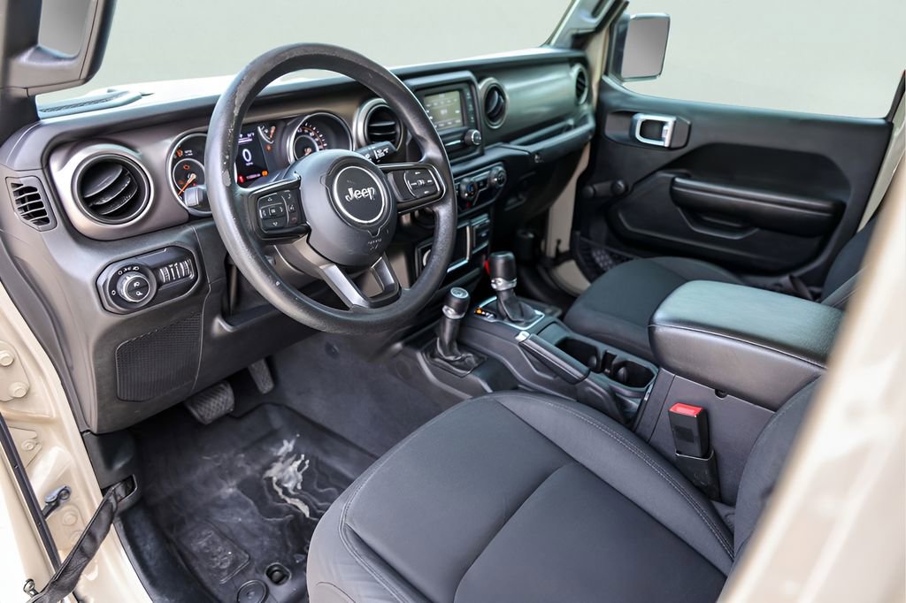 Used 2020 Jeep Gladiator Sport AWD/4WD image 12