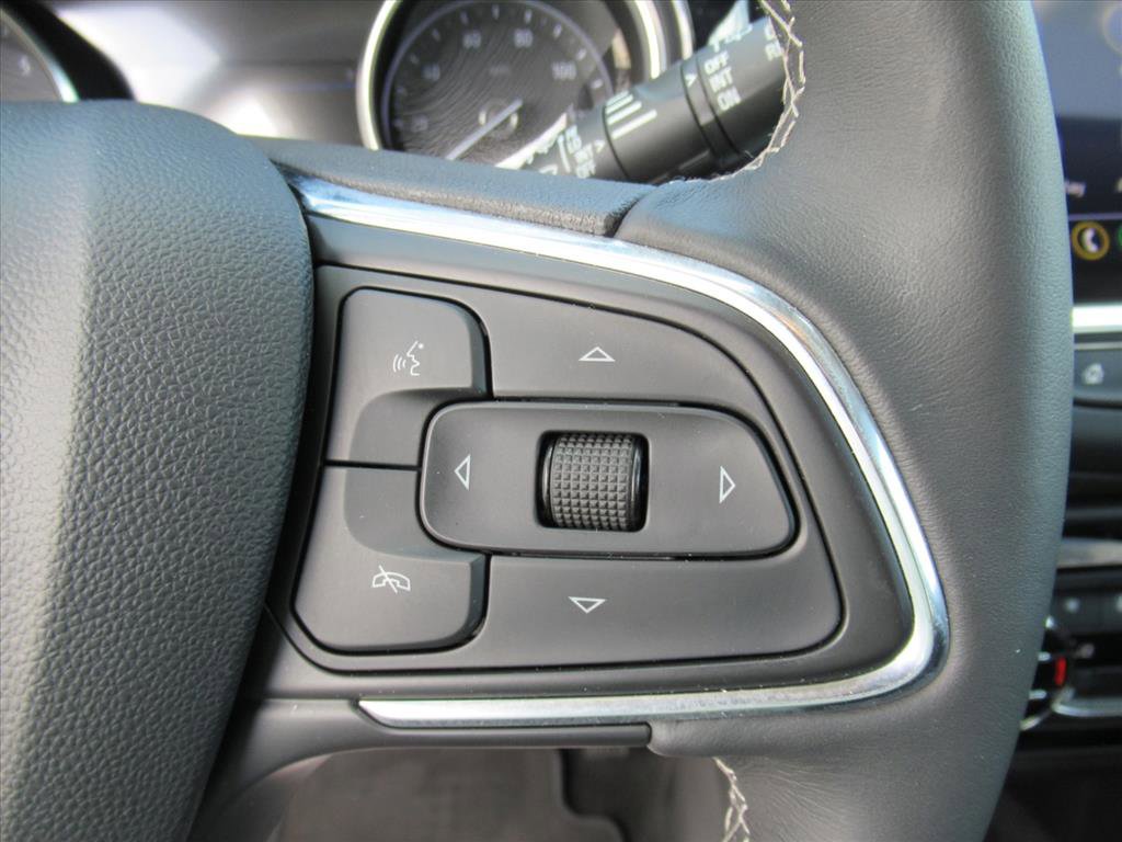 Used 2023 Buick Encore GX Select w/ Safety Package II image 23