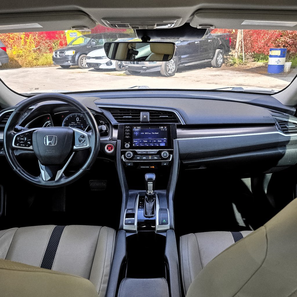 Used 2020 Honda Civic EX-L image 2