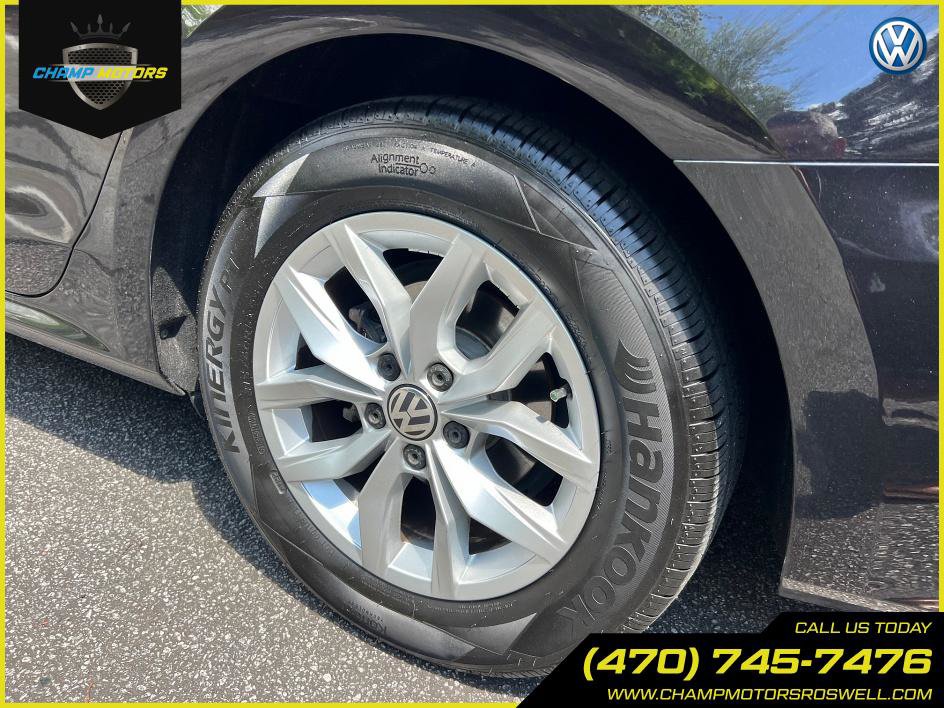 Used 2018 Volkswagen Passat 2.0T S image 12