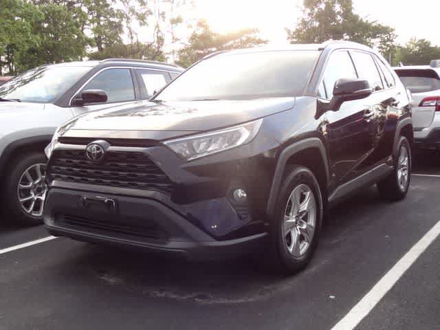 Used 2020 Toyota RAV4 XLE w/ Convenience Package AWD/4WD image 1