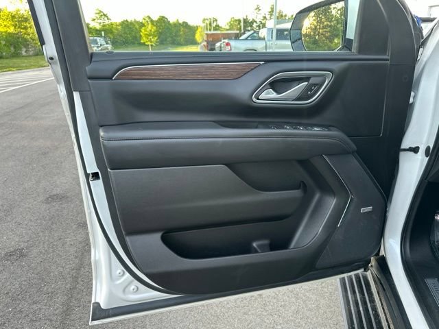 Used 2022 Chevrolet Suburban High Country AWD/4WD image 20