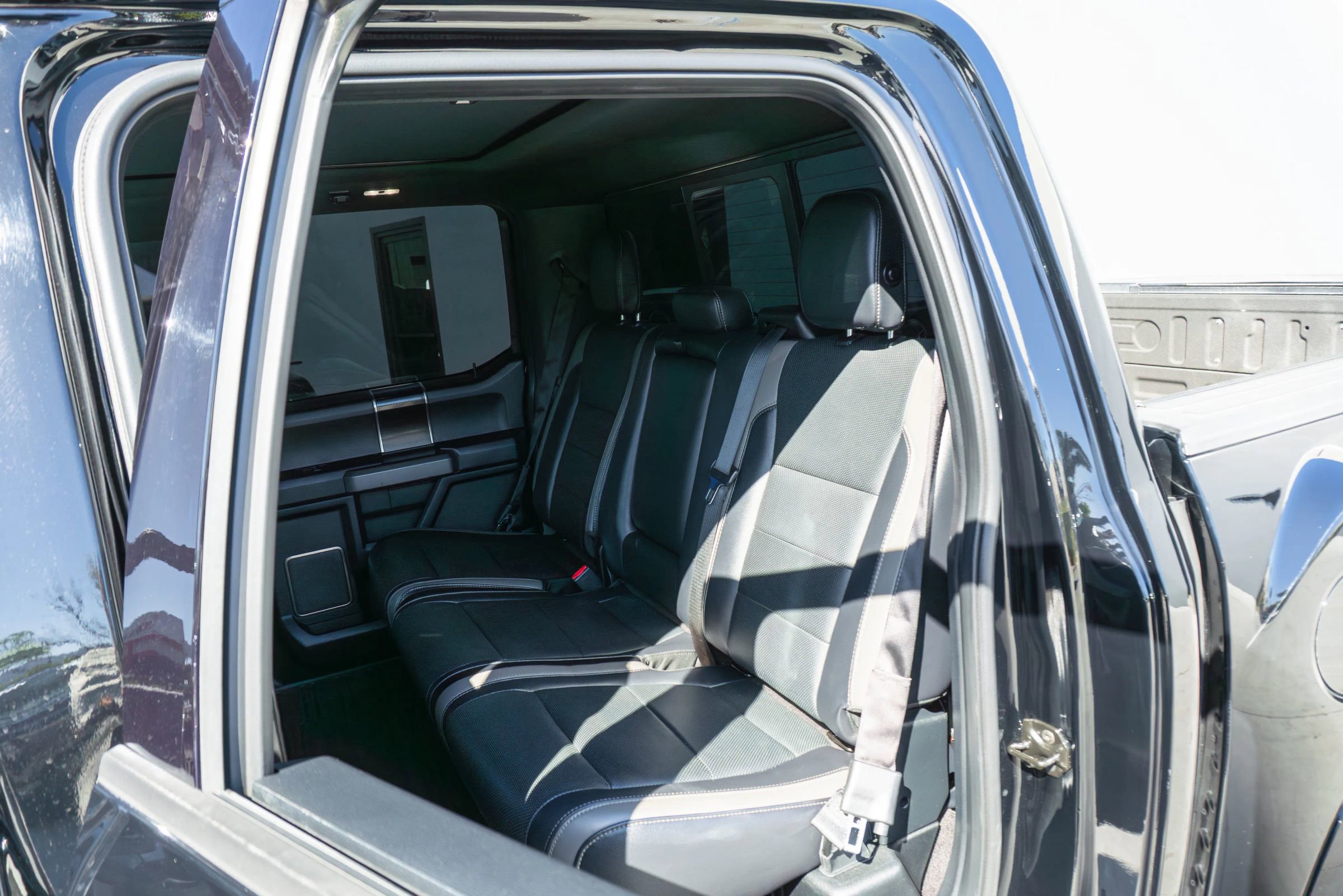 Used 2017 Ford F150 Raptor w/ Equipment Group 802A Luxury AWD/4WD image 47