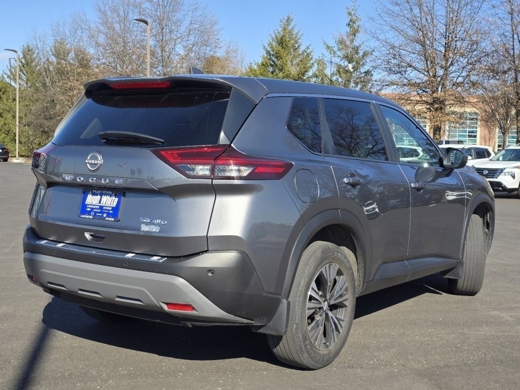 Used 2023 Nissan Rogue SV image 11