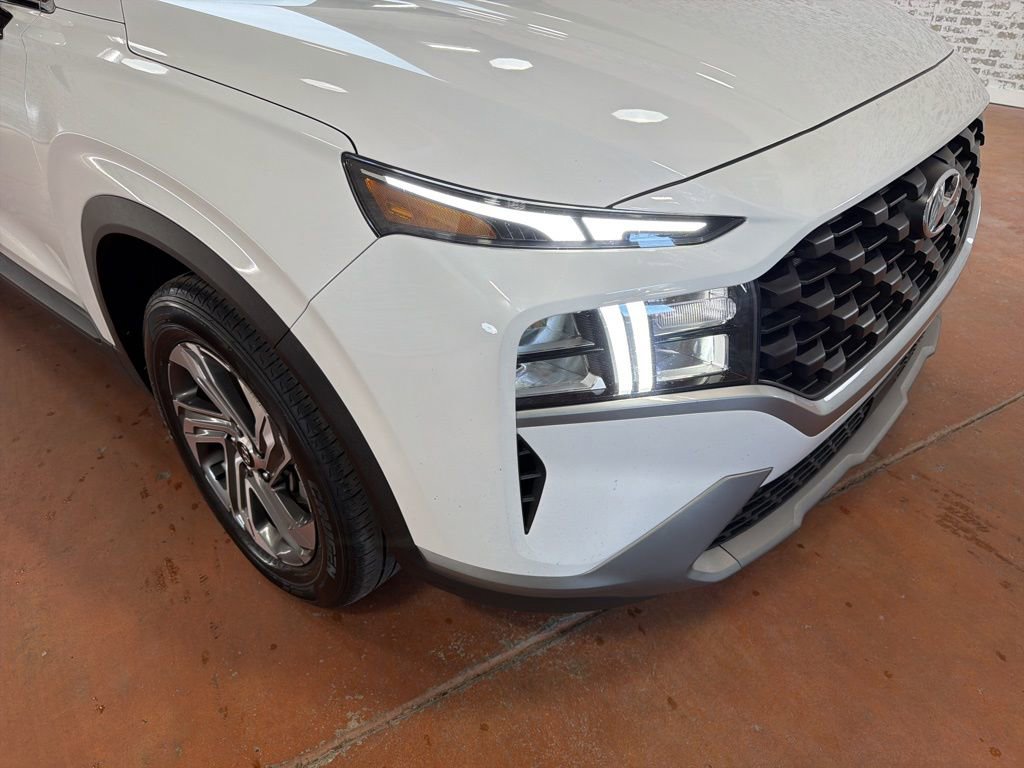 Certified 2023 Hyundai Santa Fe SEL image 9