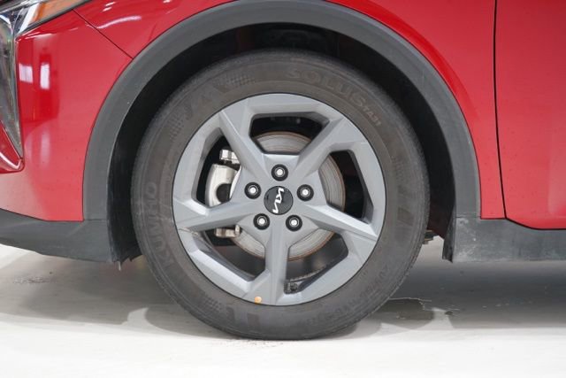 Used 2025 Kia K4 LXS image 13