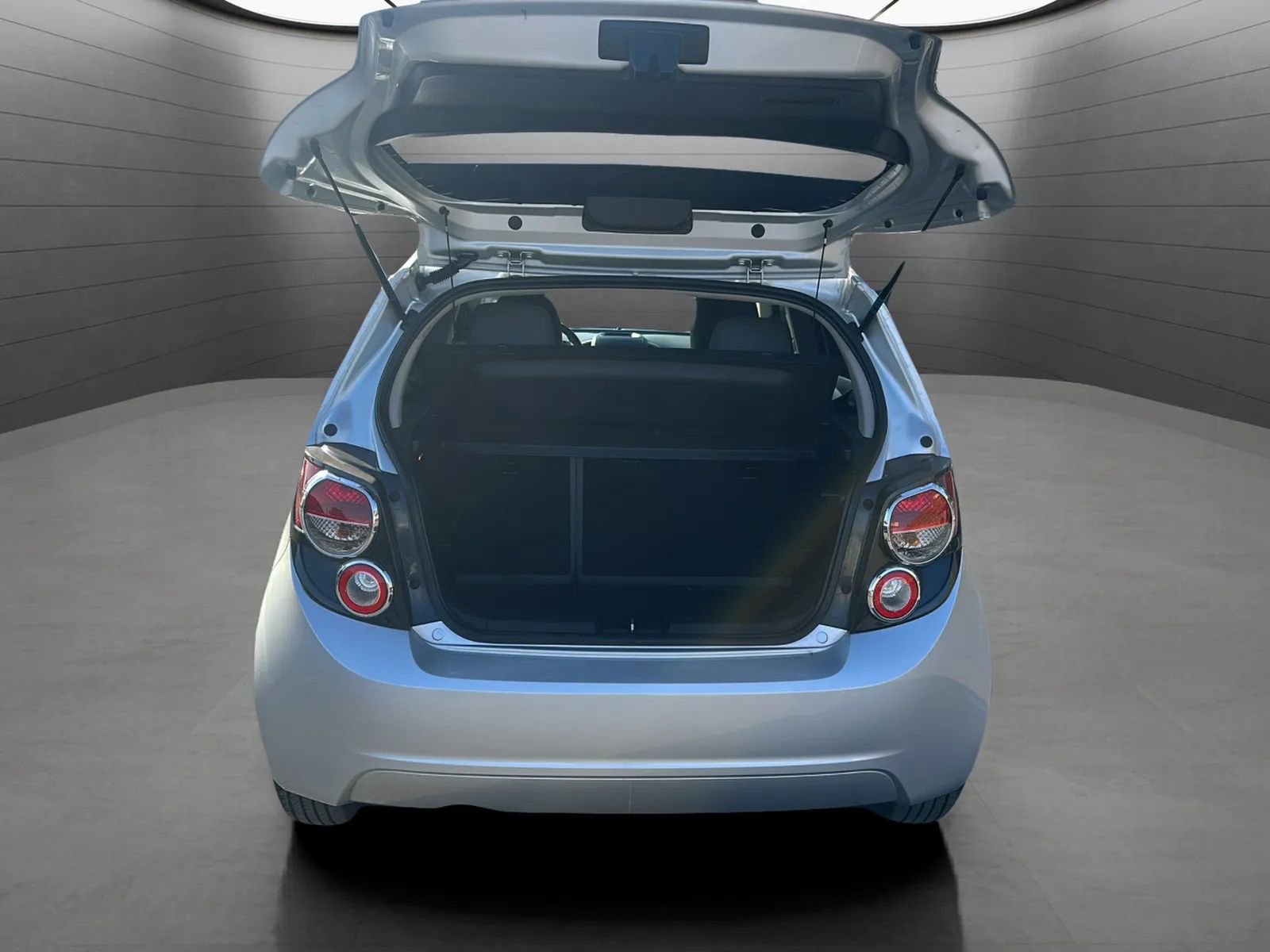 Used 2016 Chevrolet Sonic LS FWD image 28