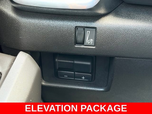 Used 2024 GMC Canyon Elevation w/ Elevation Premium Package RWD image 19
