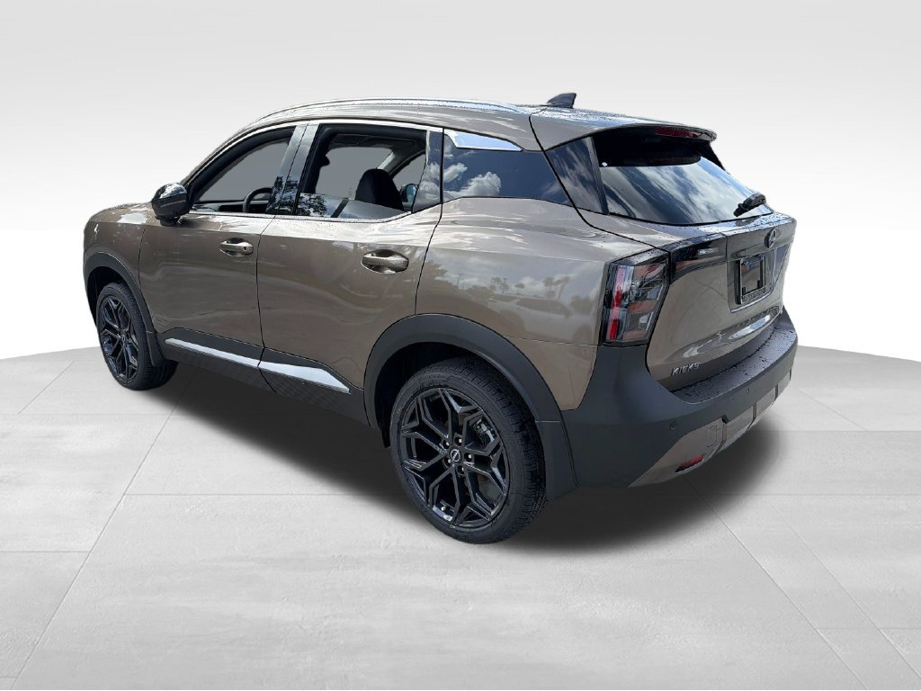 New 2026 Nissan Kicks SR FWD image 5
