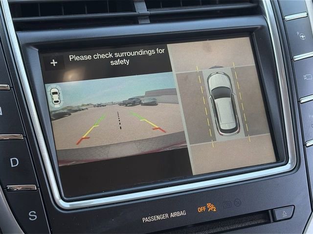Used 2017 Lincoln MKX Reserve w/ Luxury Package FWD image 30