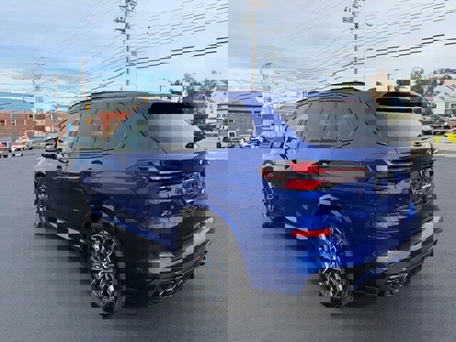 New 2026 BMW X5 M60i w/ Climate Comfort Package image 5
