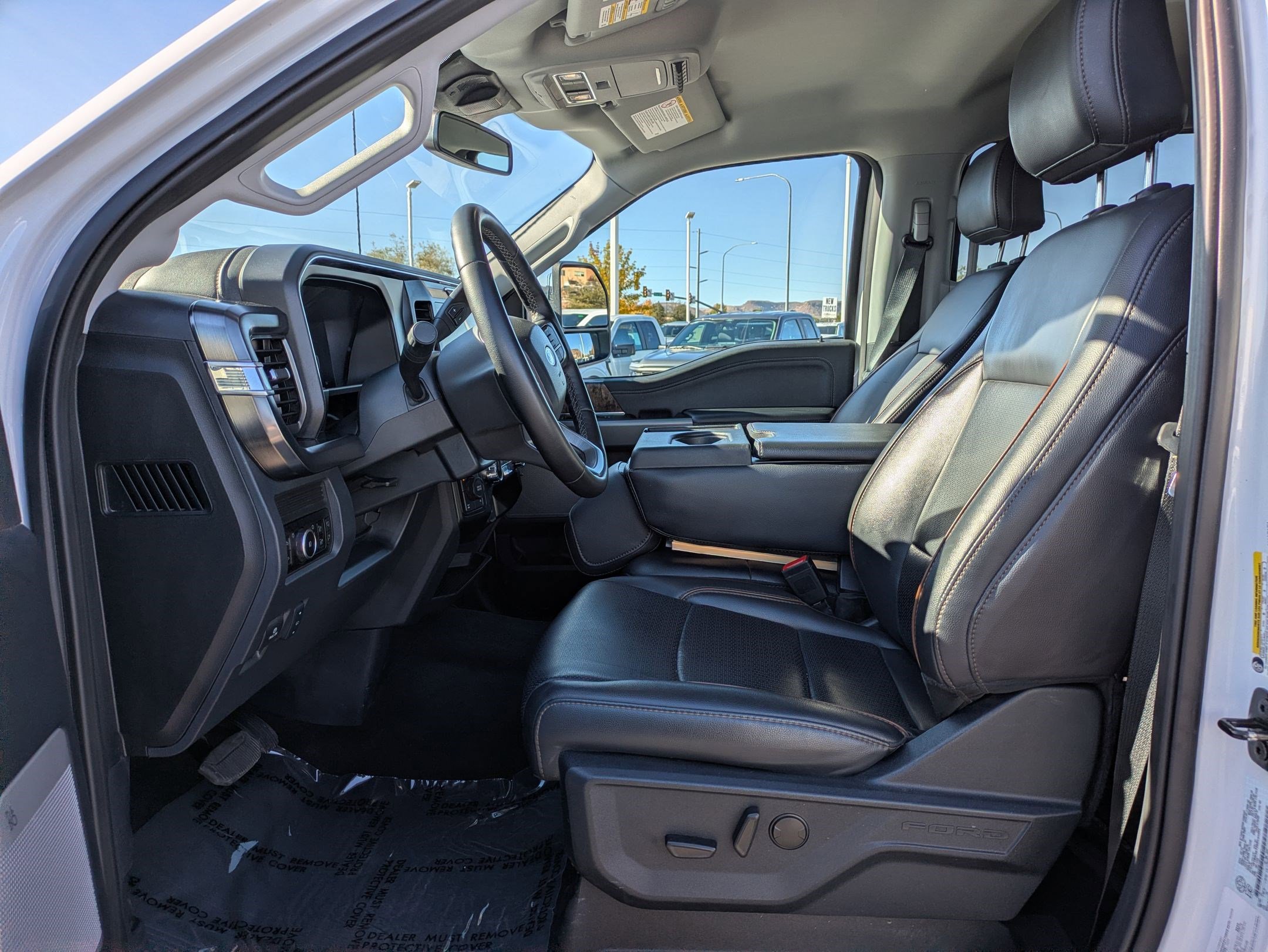 Used 2025 Ford F350 Lariat image 15