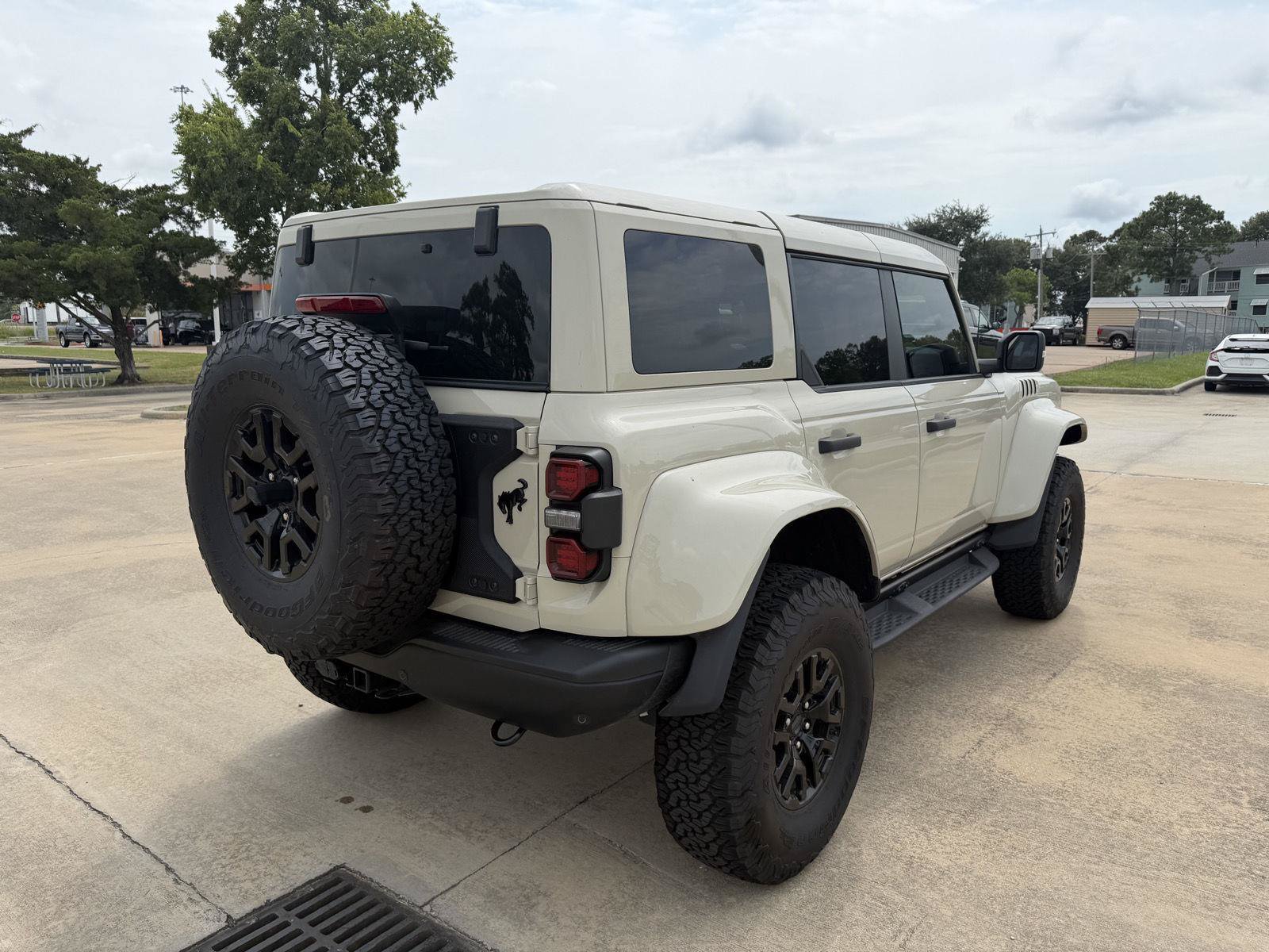 Certified 2025 Ford Bronco Raptor AWD/4WD image 4