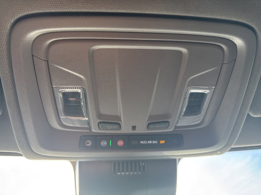 Used 2023 GMC Sierra 1500 Elevation image 23