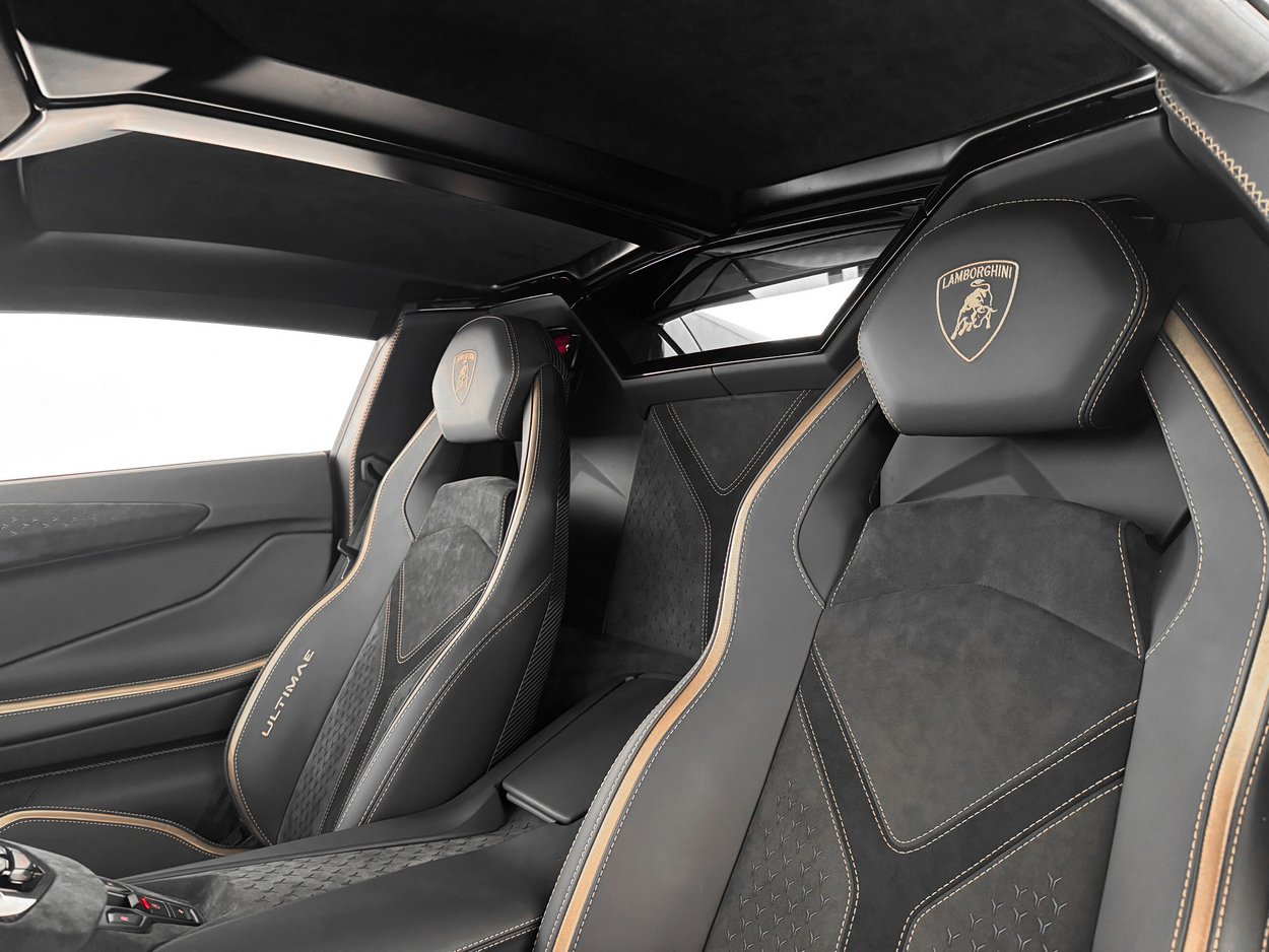 Used 2022 Lamborghini Aventador LP 780-4 Ultimae image 13