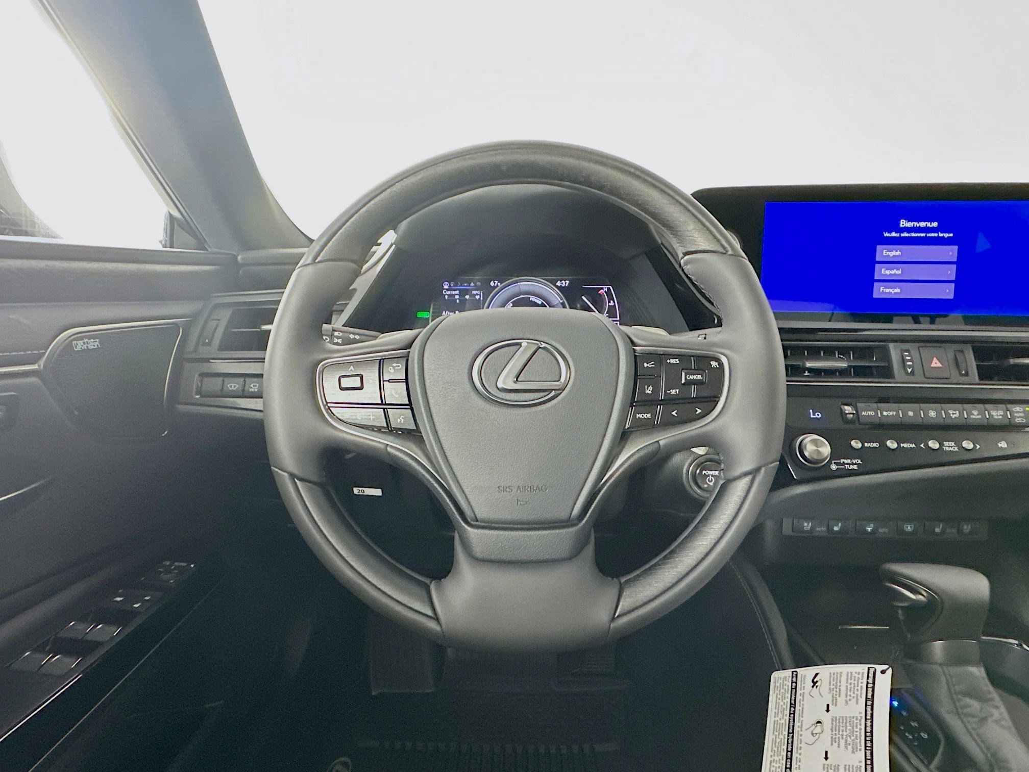 New 2025 Lexus ES 300h w/ Luxury Package image 11