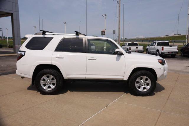 Certified 2022 Toyota 4Runner SR5 Premium w/ Moonroof Package AWD/4WD image 5