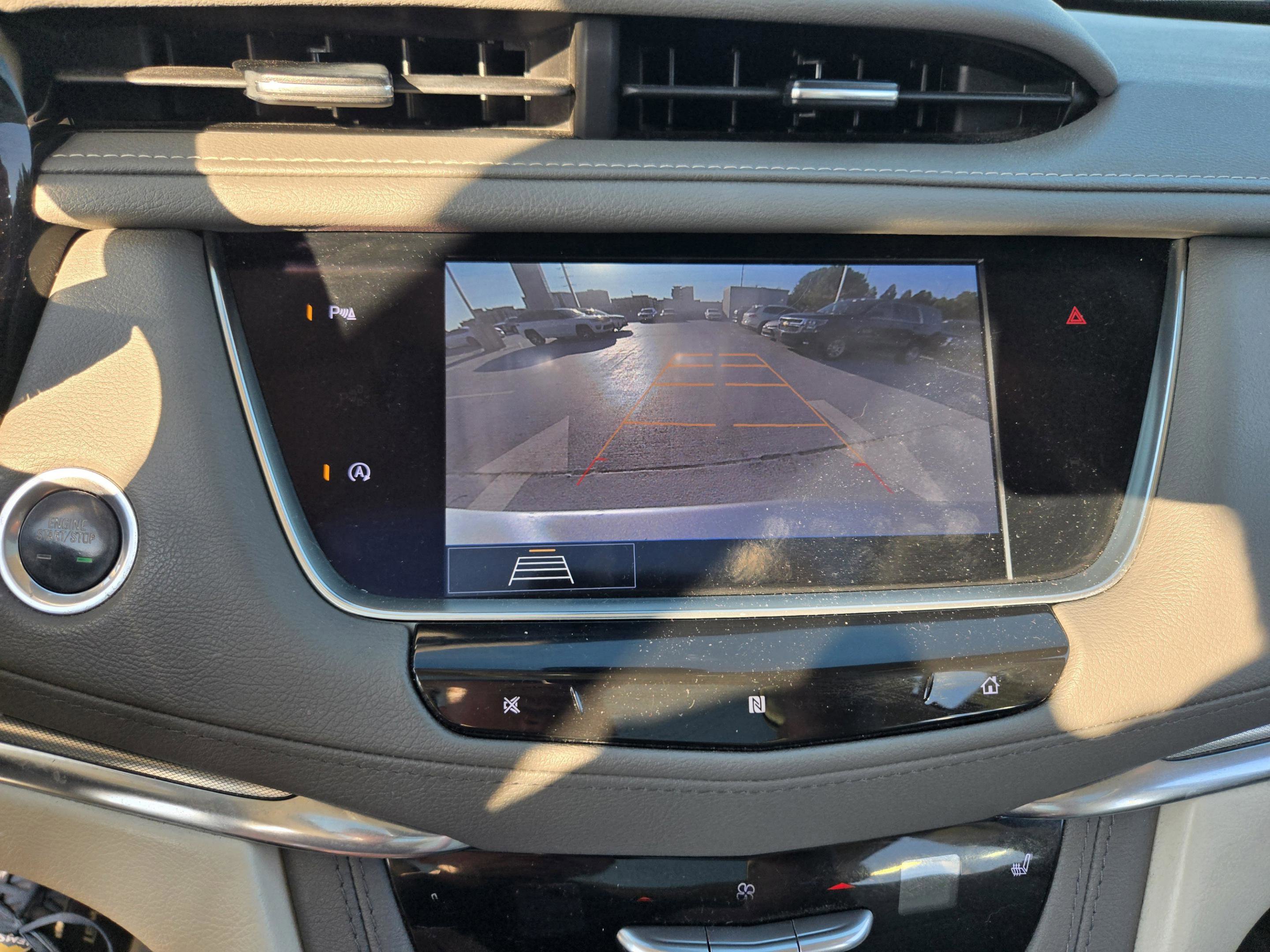 Used 2020 Cadillac XT5 Premium Luxury FWD image 19