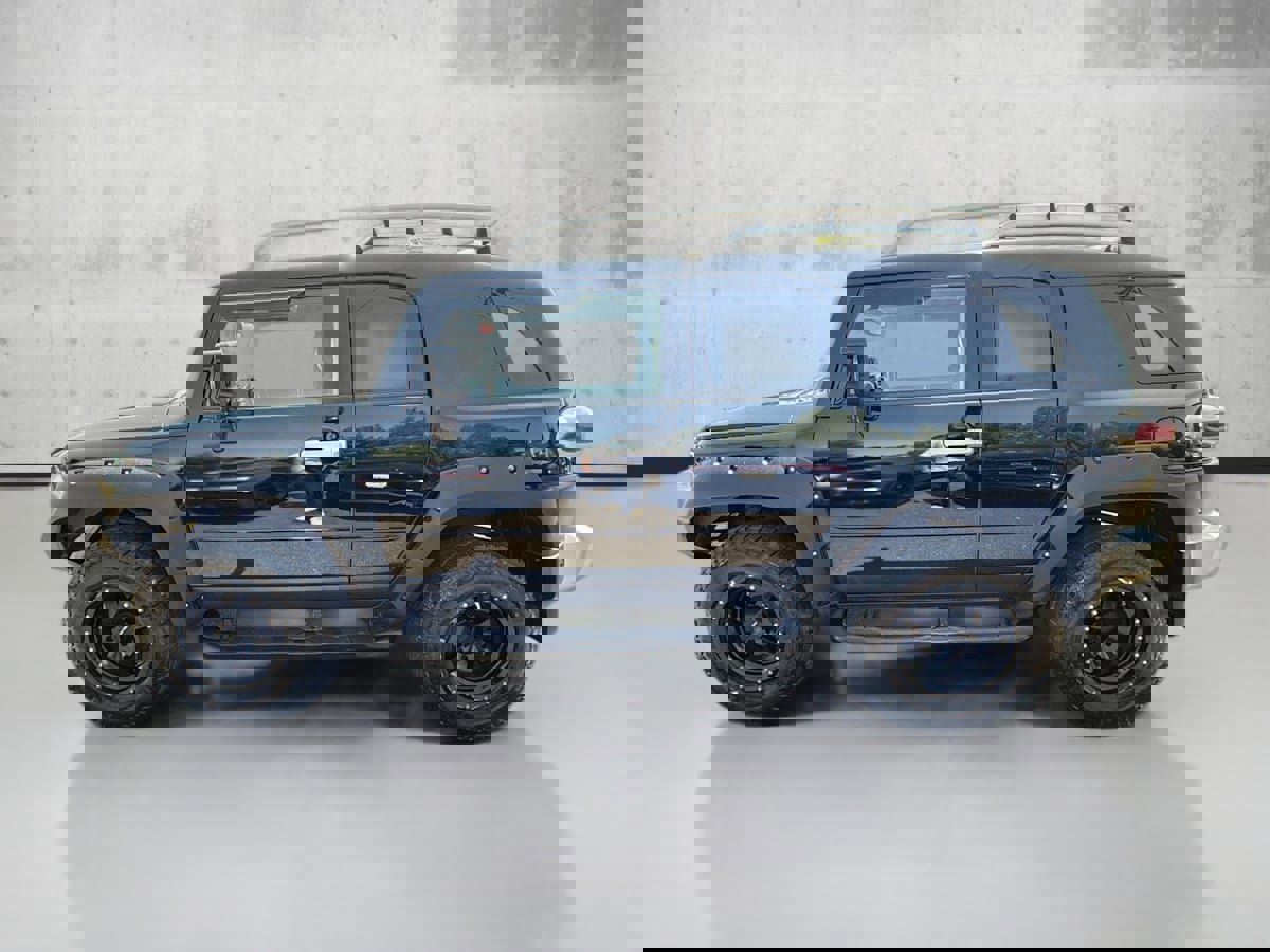 Used 2013 Toyota FJ Cruiser 4WD image 4