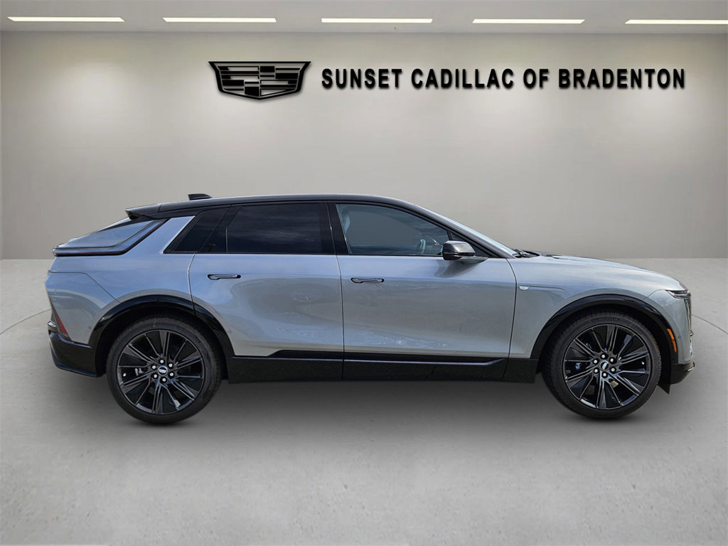 New 2025 Cadillac Lyriq Sport image 8