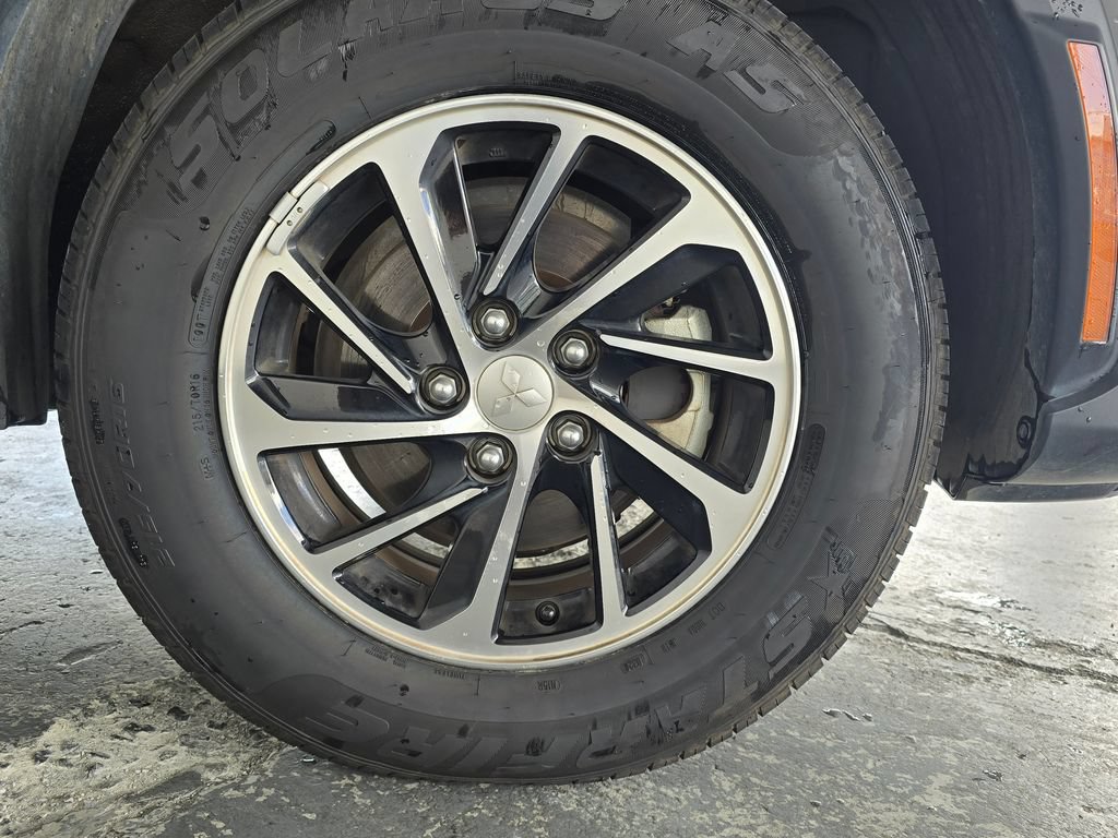 Used 2025 Mitsubishi Eclipse Cross ES AWD/4WD image 37