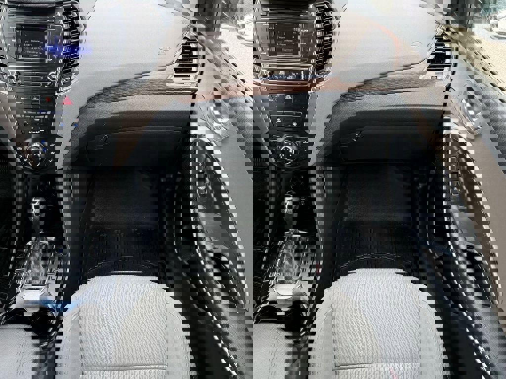 Used 2017 Hyundai Santa Fe Sport image 15